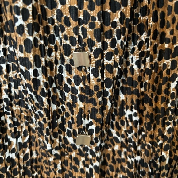 RIO & RIAN NWT Long Sleeve Leopard Print Blouse - Picture 4 of 7